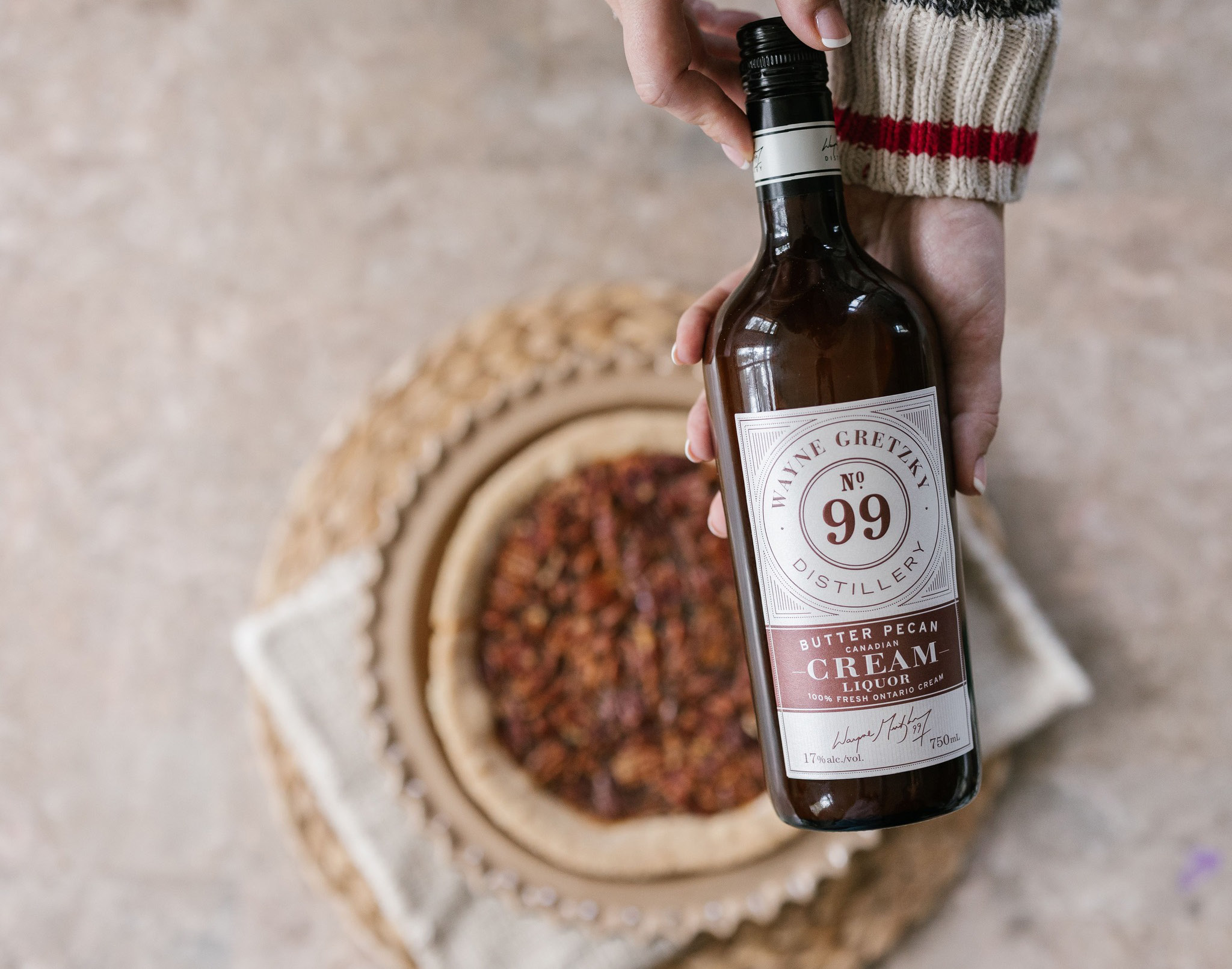 Wayne Gretzky Estates Butter Pecan cream liqueur packaging